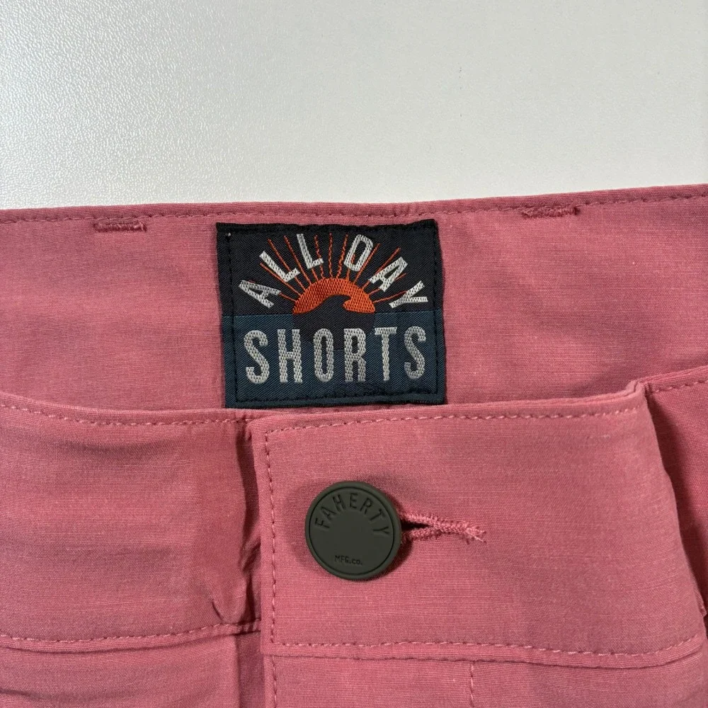 NEW Faherty All Day Shorts 40 9